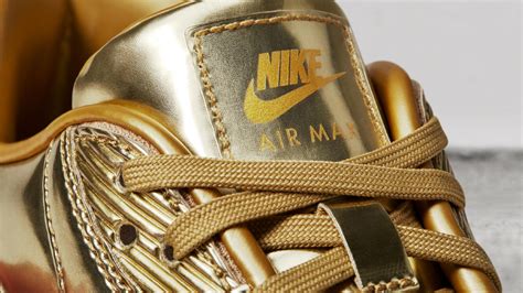 nike gouden sneakers|Amazon.com: Nike Gold Sneakers.